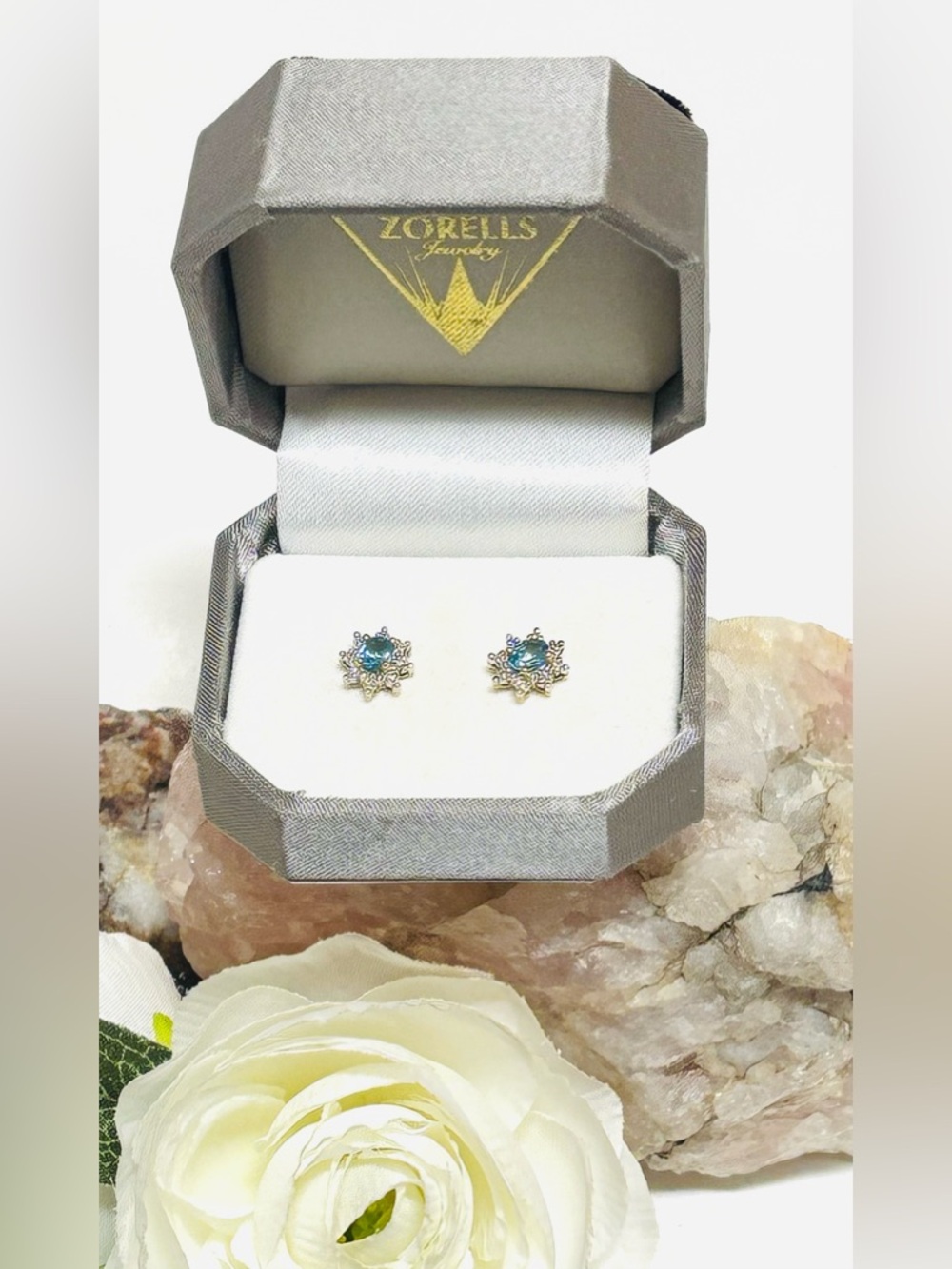 10k Gold Blue Topaz and Diamonds Starburst Stud Earrings